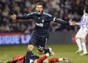 英雄联盟总决赛赛程-冷门与杀伤，韩国逆转比利时，奥斯梅恩持续肆虐防线