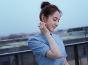 英雄联盟总决赛门票-双线救赎，浓眉的孤星闪耀与掘金的节奏交响