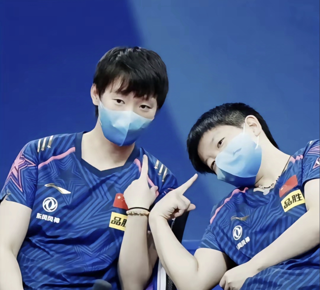 东亚和西亚球队赛场对决,火花四溅 东亚和西亚球队赛场对决,火花四溅