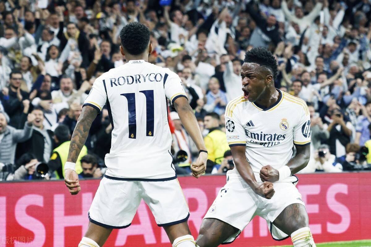 巴黎队神奇逆转晋级四强 巴黎队神奇逆转晋级四强