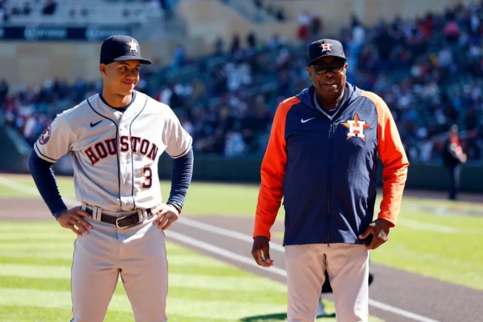 阿拉维斯连平未胜，主教练面临考验