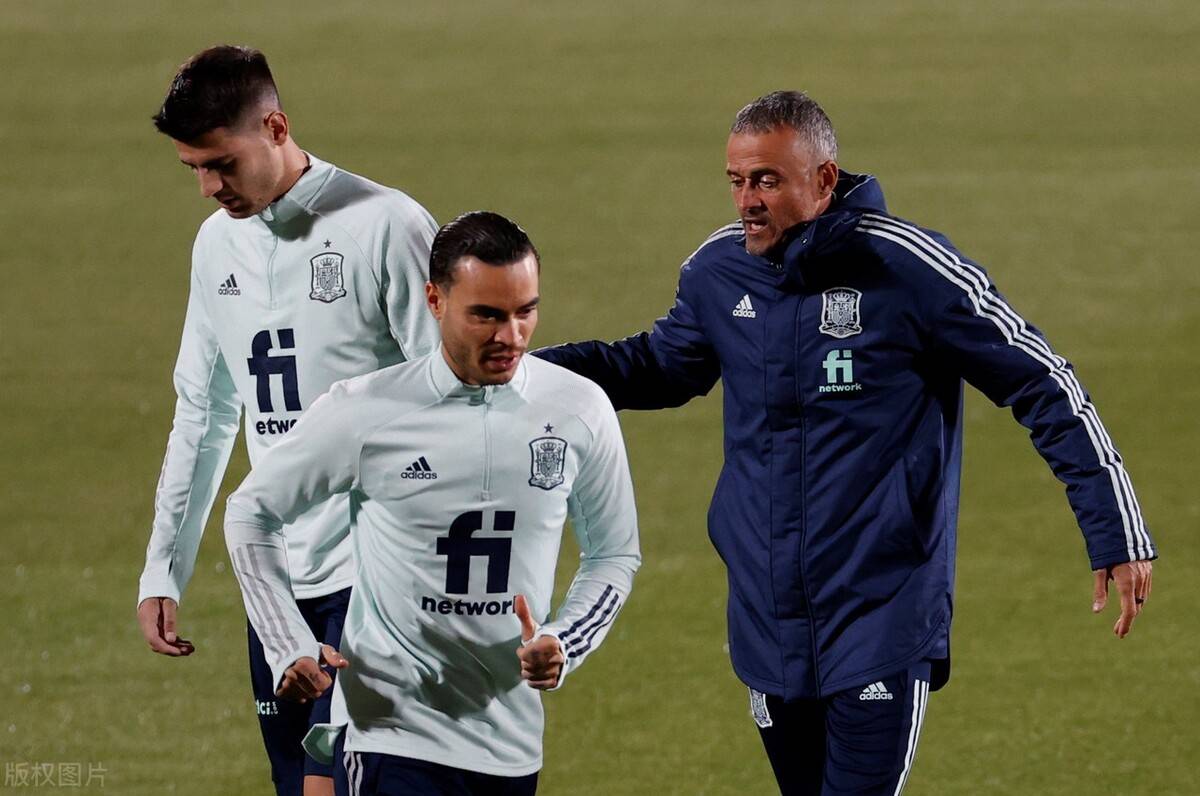 马来西亚队逆转印尼队，黄鸭组合状态火热