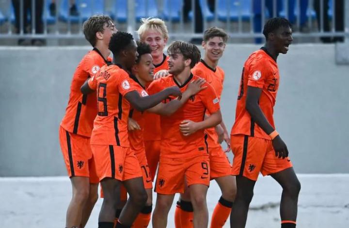 丹麦完胜德国，布鲁诺统治全场