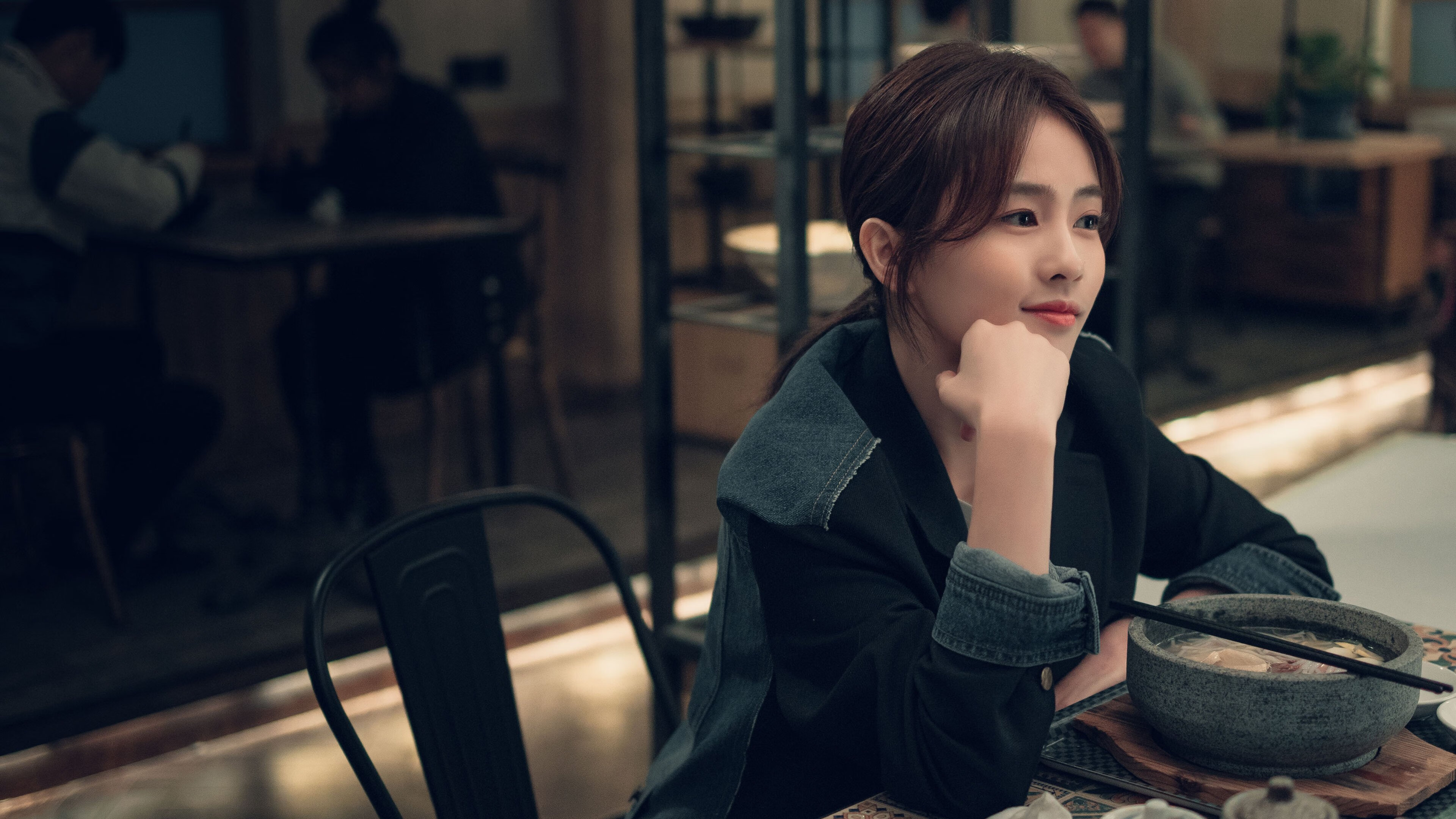 惊天逆转,一场友谊赛如何变成奥地利的历史之夜与阿劳霍的最年轻纪录