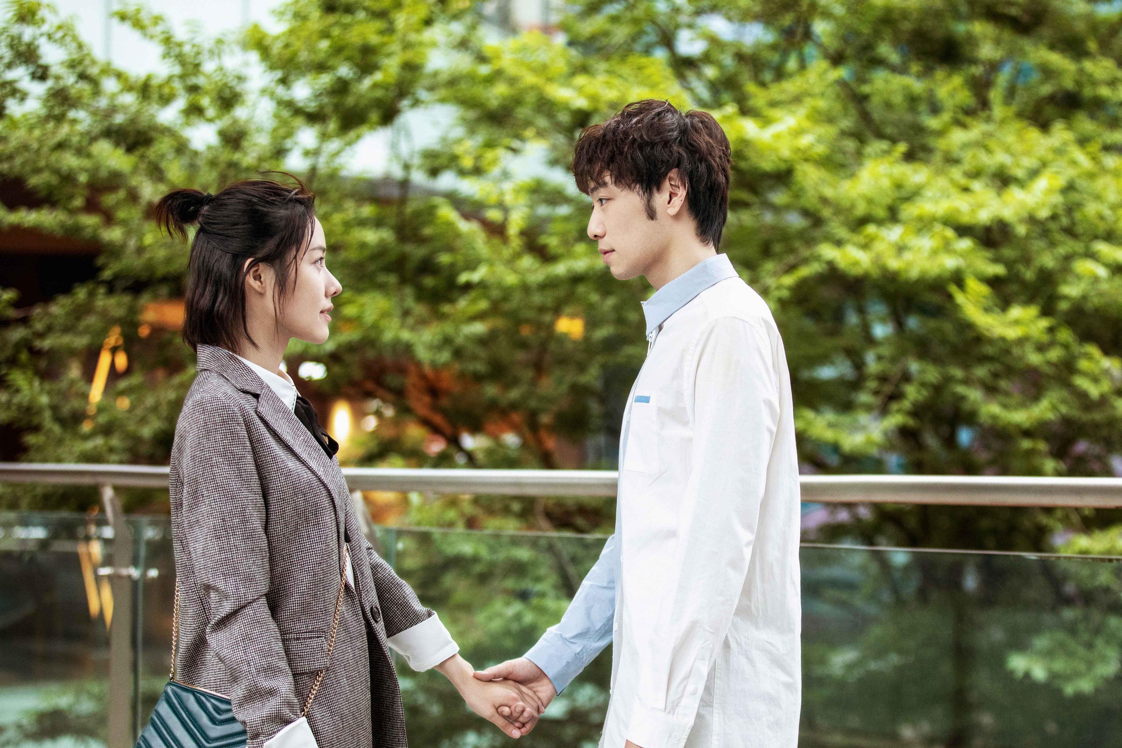 精密时钟对咆哮猛虎,德里赫特筑起叹息之墙,曼城以齿轮绞杀里昂之魂