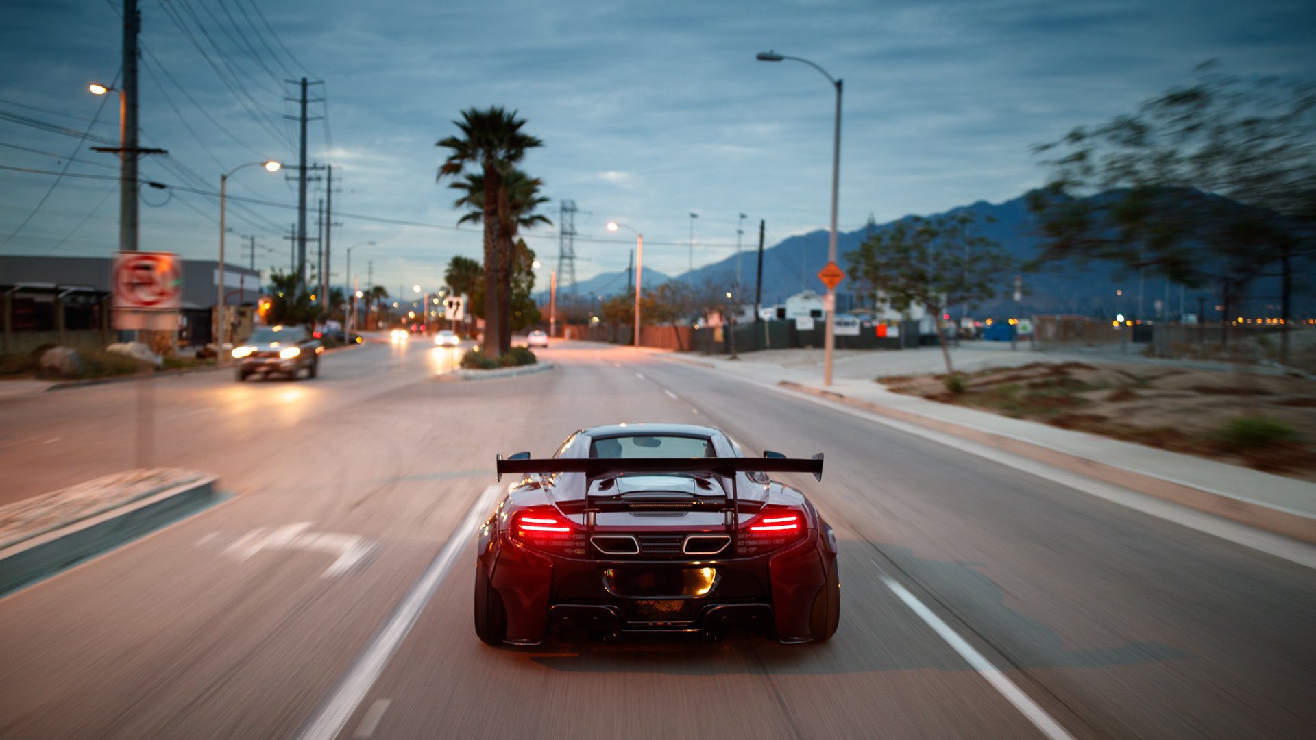 圣何塞的雨与维也纳的风，当拉亚成为两个世界的交点